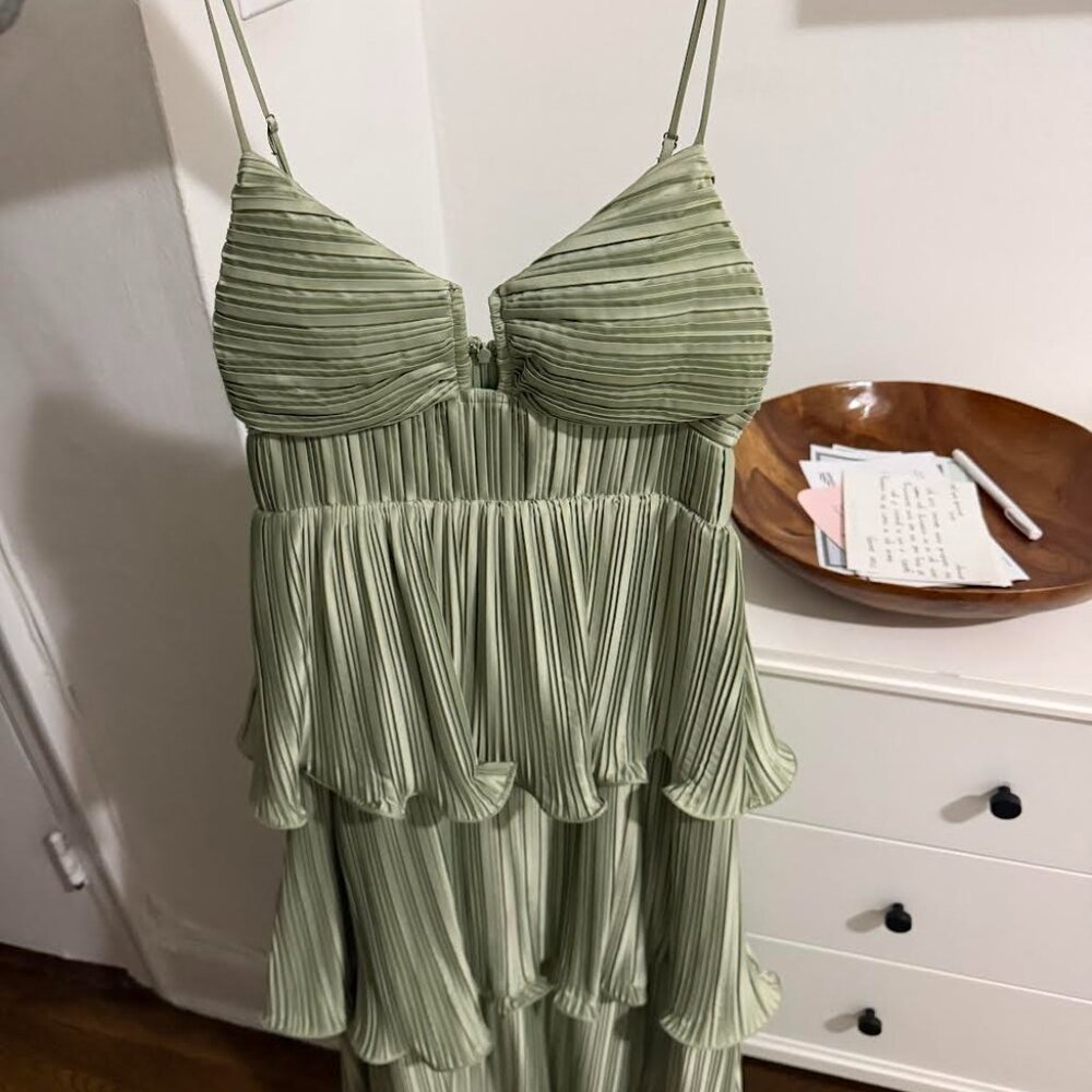 Lupin Pleated Tiered Maxi Dress - Picture 2 of 3